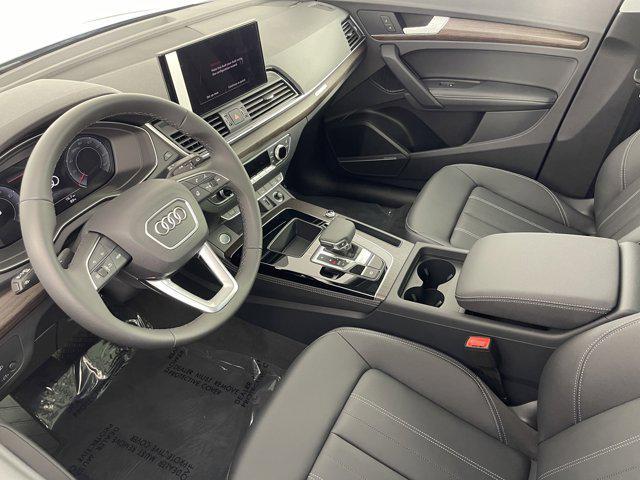 new 2024 Audi Q5 car, priced at $46,060