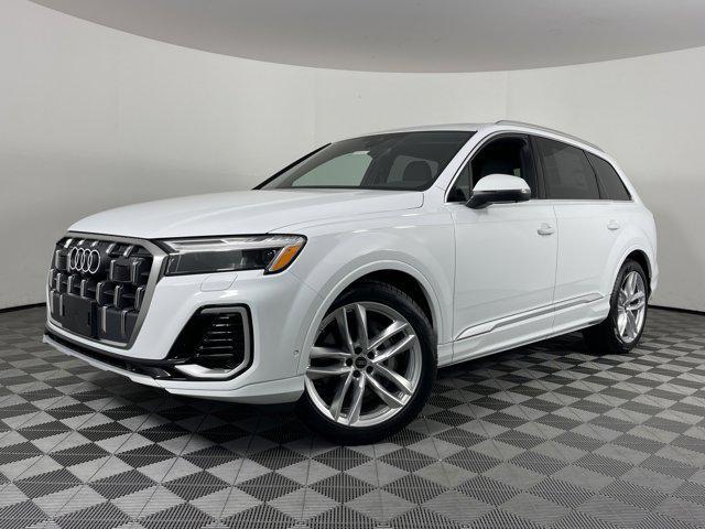 new 2025 Audi Q7 car, priced at $76,295