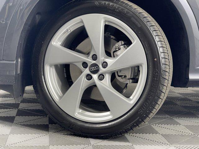 new 2025 Audi Q5 car, priced at $62,040