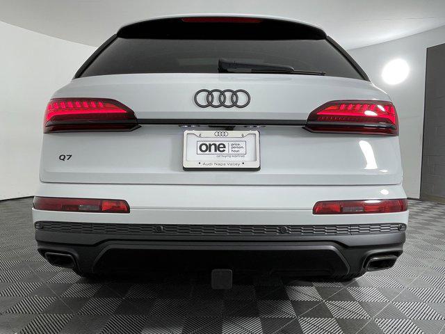 new 2025 Audi Q7 car, priced at $69,000