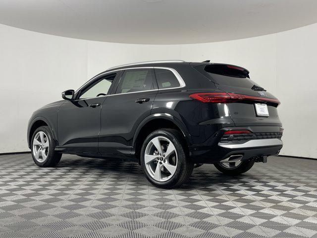 new 2025 Audi Q5 car, priced at $62,040