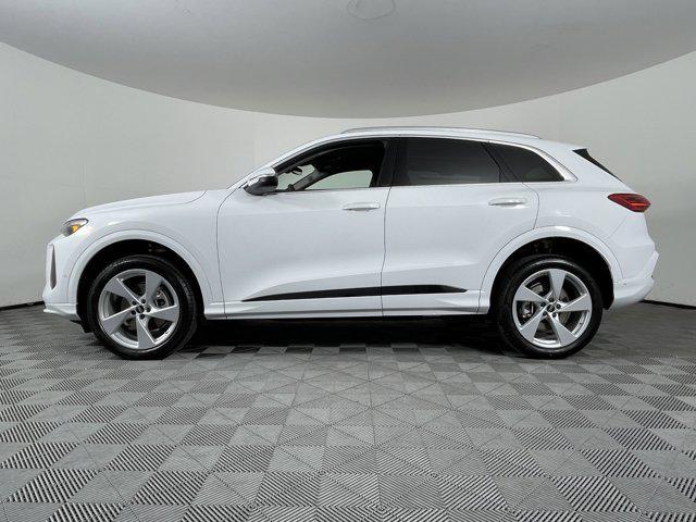 new 2025 Audi Q5 car, priced at $62,040