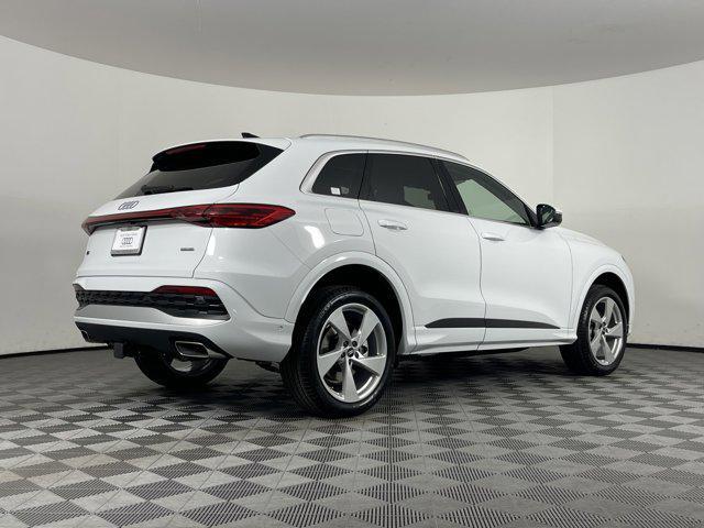 new 2025 Audi Q5 car, priced at $62,040