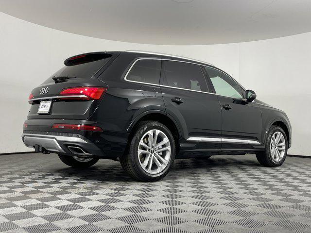 new 2025 Audi Q7 car, priced at $73,200