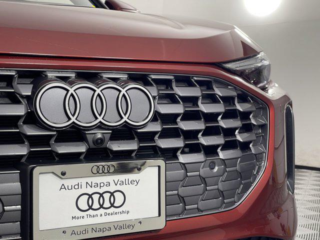 new 2025 Audi Q5 car, priced at $59,525