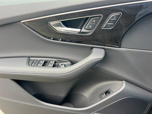 new 2026 Audi Q7 car, priced at $78,295