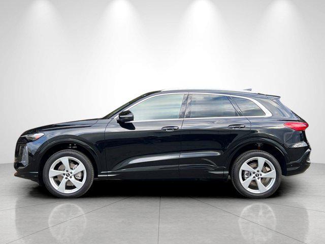 new 2025 Audi Q5 car, priced at $61,390