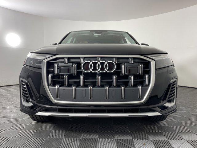 new 2025 Audi Q7 car, priced at $67,900