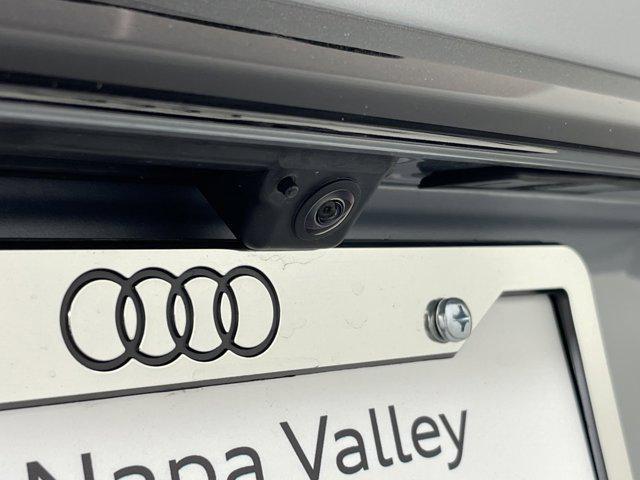 new 2025 Audi Q7 car, priced at $69,400