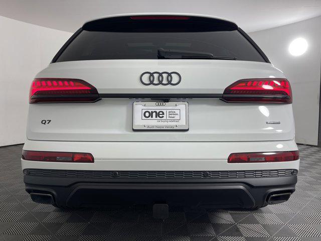 new 2025 Audi Q7 car, priced at $74,840