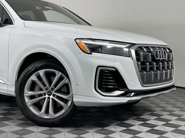 new 2025 Audi Q7 car, priced at $73,200