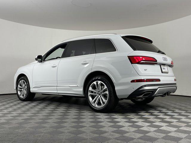 new 2025 Audi Q7 car, priced at $73,200