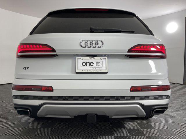 new 2025 Audi Q7 car, priced at $73,200