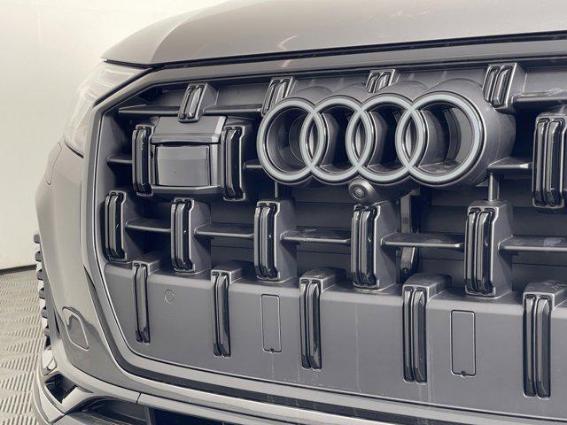 new 2025 Audi Q7 car, priced at $68,765