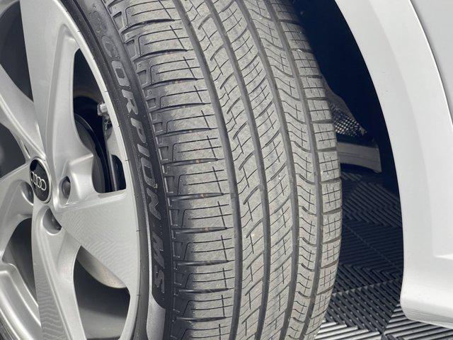 new 2025 Audi Q5 car, priced at $62,040