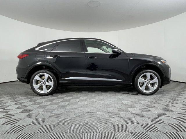 new 2025 Audi Q5 car, priced at $64,140