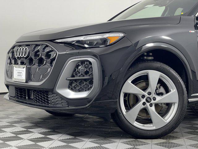 new 2025 Audi Q5 car, priced at $64,140