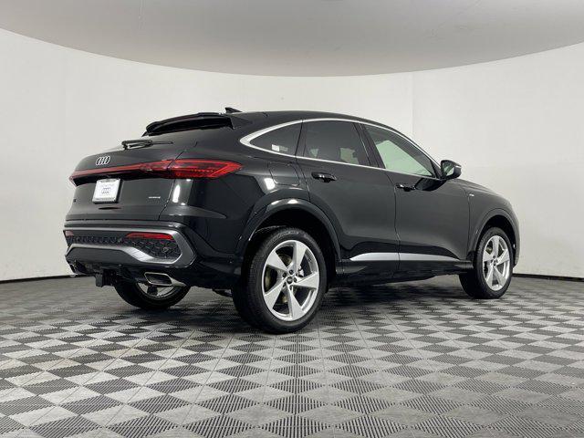 new 2025 Audi Q5 car, priced at $64,140