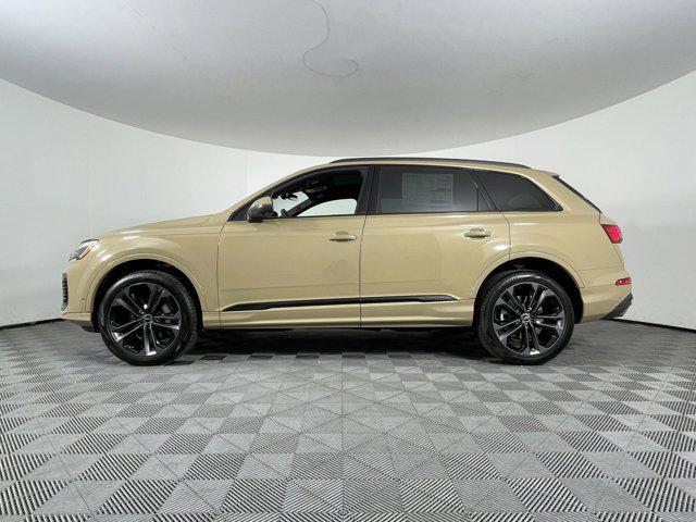 new 2025 Audi Q7 car, priced at $75,305