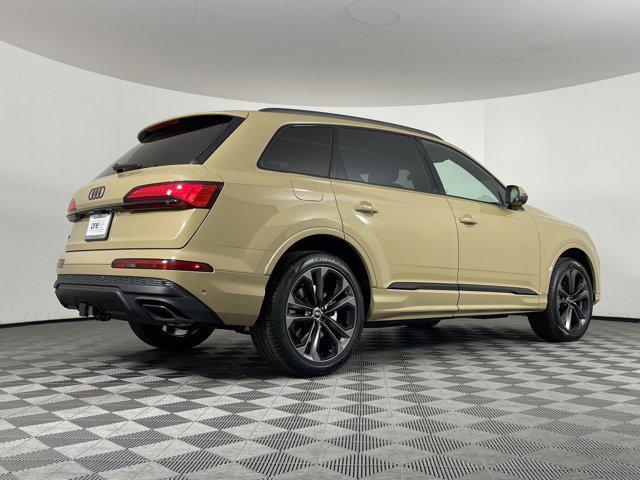 new 2025 Audi Q7 car, priced at $75,305