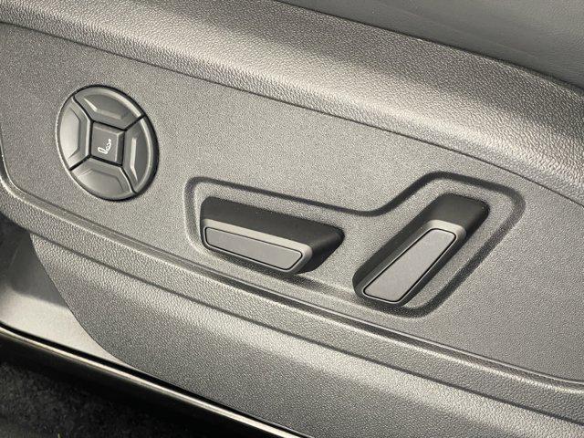 new 2025 Audi SQ5 car, priced at $73,615