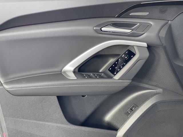 new 2025 Audi Q5 car, priced at $59,525