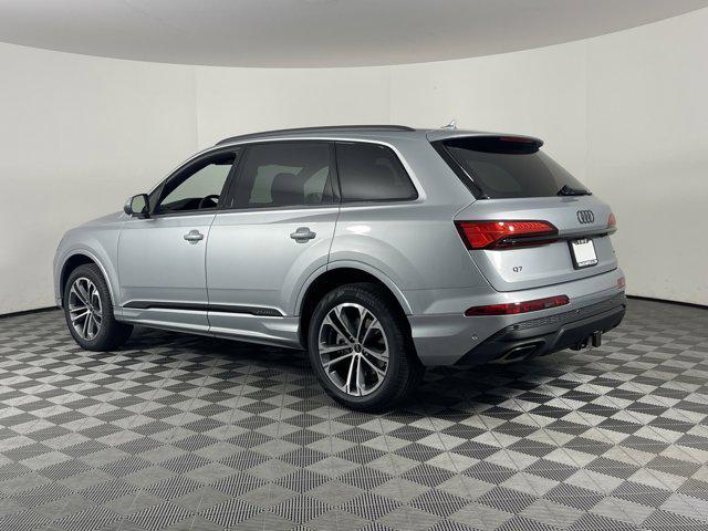 new 2025 Audi Q7 car, priced at $66,200