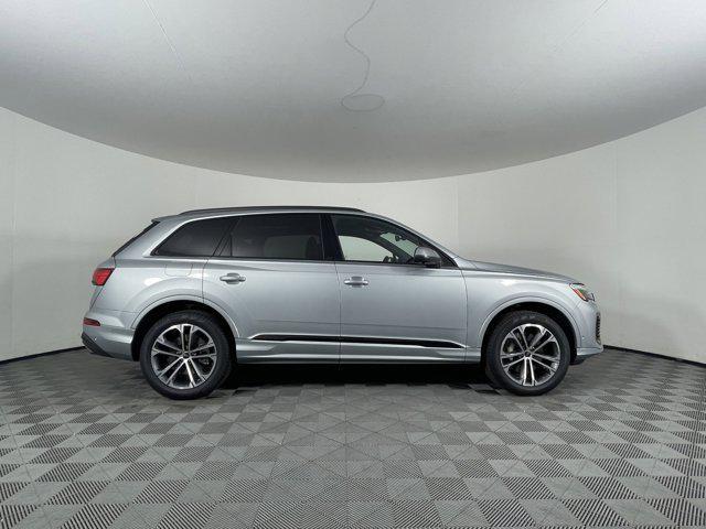 new 2025 Audi Q7 car, priced at $66,200
