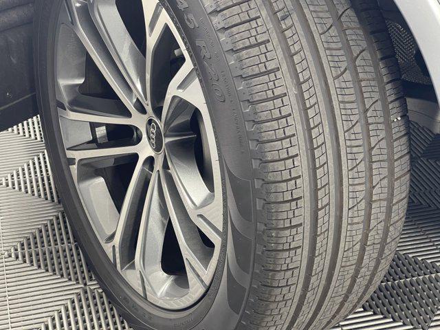 new 2025 Audi Q7 car, priced at $66,200