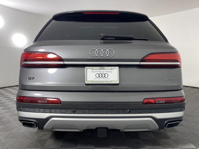 new 2025 Audi Q7 car, priced at $76,295