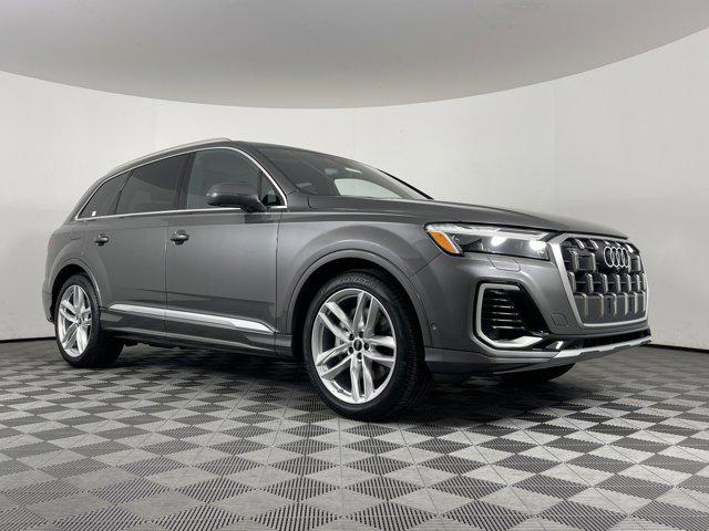 new 2025 Audi Q7 car, priced at $76,295