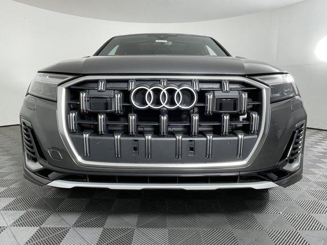new 2025 Audi Q7 car, priced at $76,295