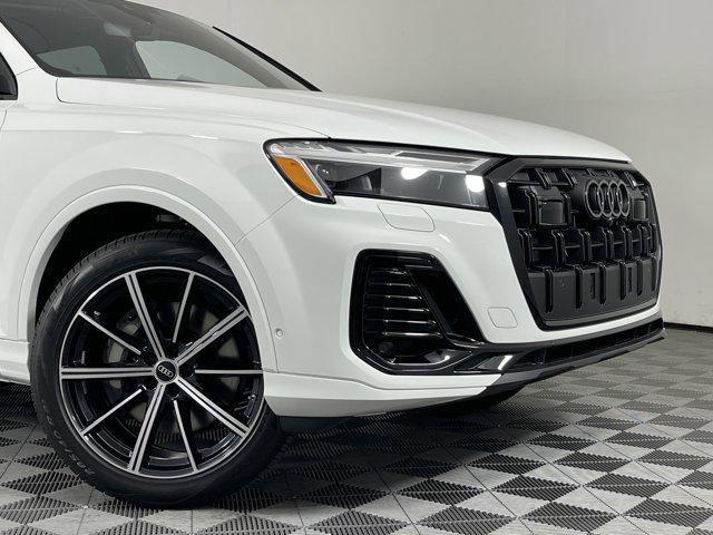 new 2025 Audi Q7 car, priced at $66,825