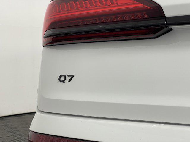 new 2025 Audi Q7 car, priced at $66,825