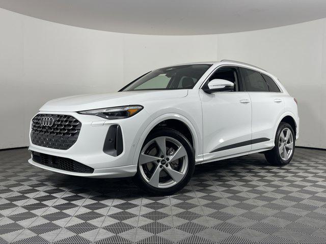 new 2025 Audi Q5 car, priced at $60,440