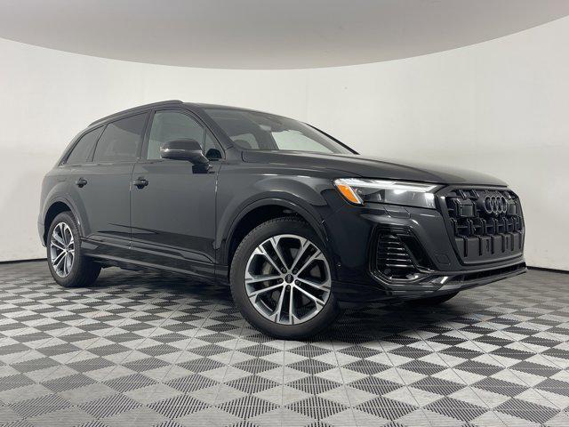 new 2025 Audi Q7 car, priced at $69,000