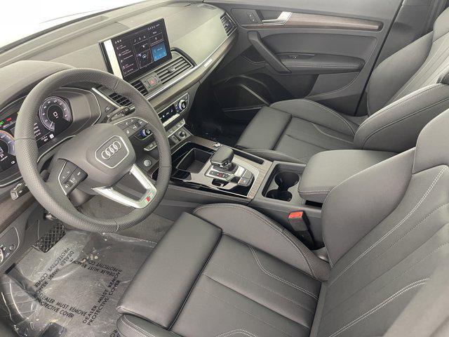 new 2025 Audi Q5 car, priced at $69,475