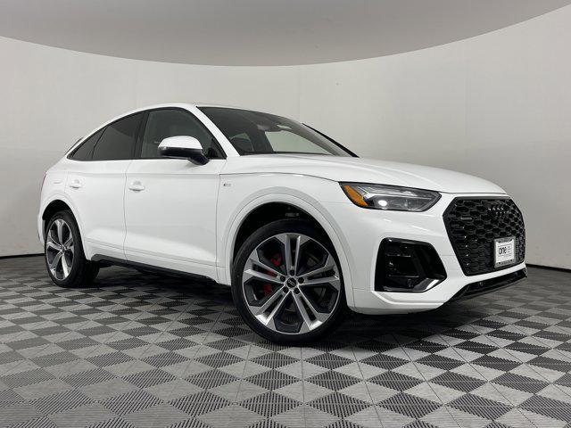 new 2024 Audi Q5 car, priced at $61,020