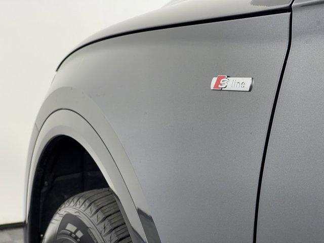 new 2024 Audi Q5 car, priced at $60,948