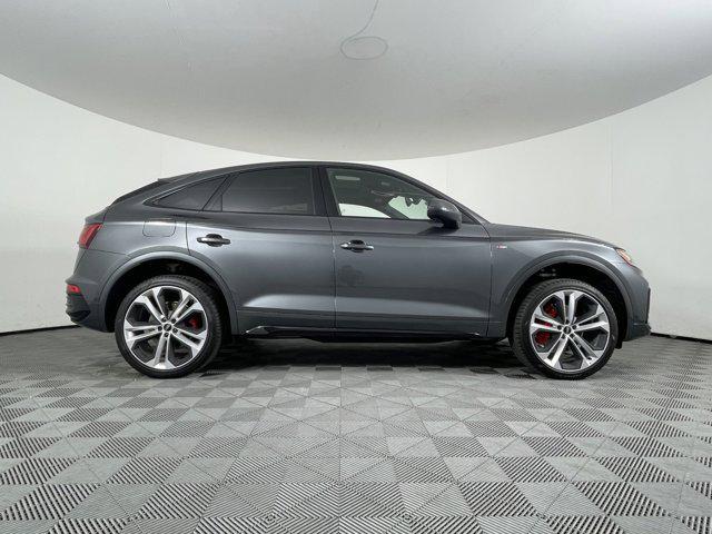 new 2025 Audi Q5 car, priced at $64,890