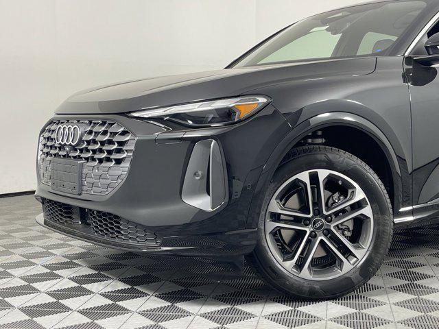 new 2025 Audi Q5 car, priced at $58,190