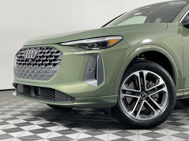 new 2025 Audi Q5 car, priced at $60,590