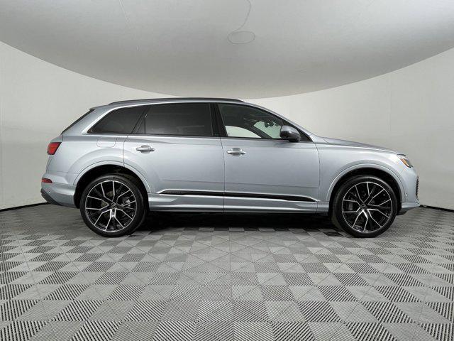 new 2025 Audi Q7 car, priced at $76,805