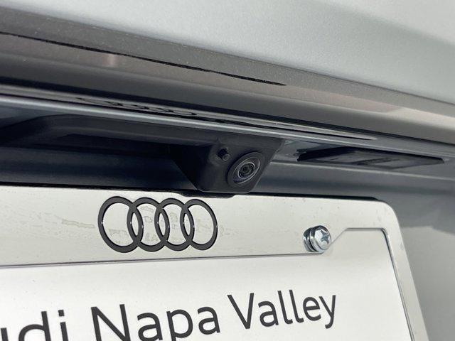 new 2025 Audi Q7 car, priced at $76,805