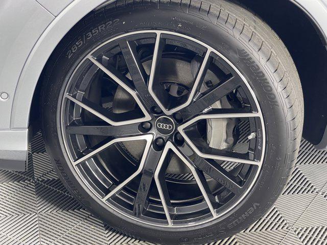 new 2025 Audi Q7 car, priced at $76,805
