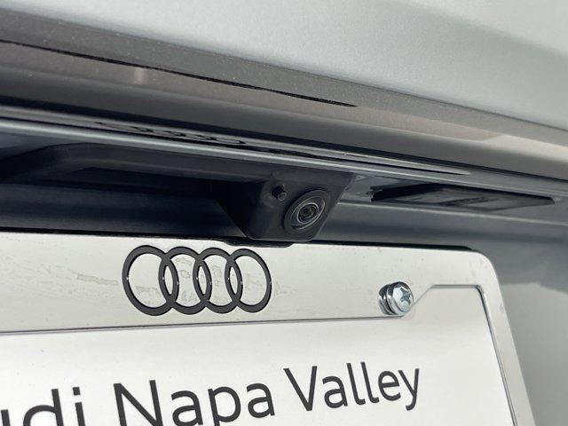 new 2025 Audi Q7 car, priced at $76,805