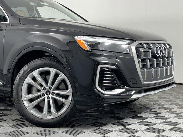 new 2025 Audi Q7 car, priced at $67,900