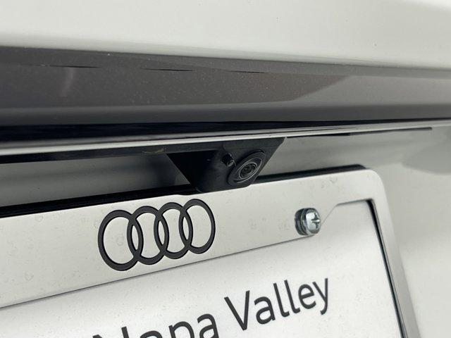 new 2025 Audi Q7 car, priced at $74,195