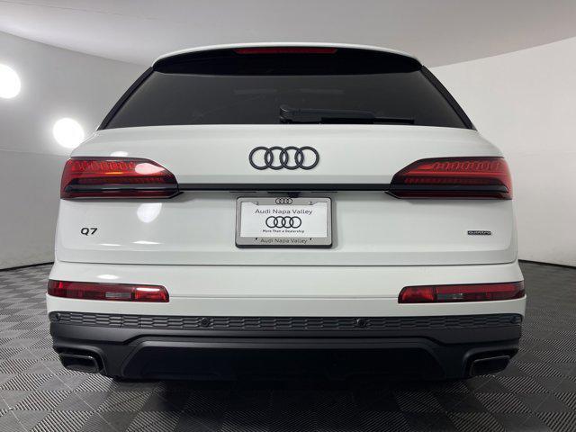 new 2025 Audi Q7 car, priced at $74,195