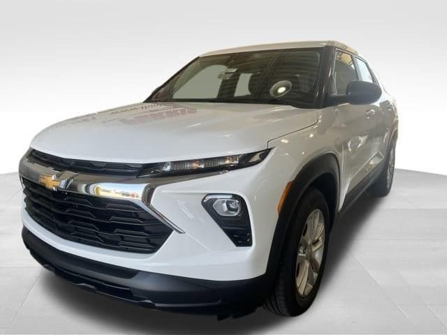 new 2026 Chevrolet TrailBlazer car, priced at $25,000